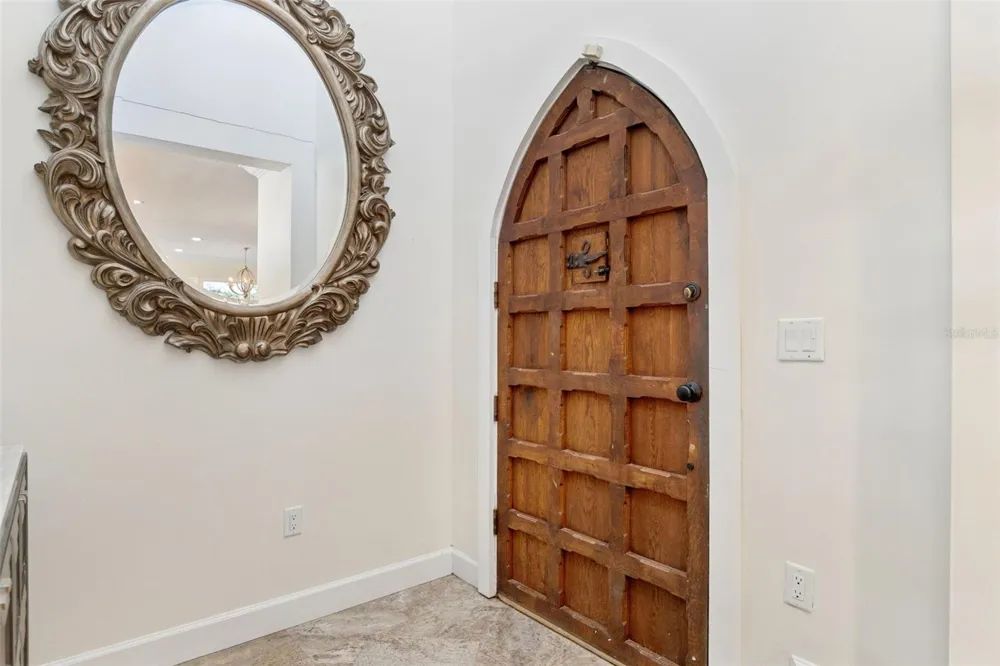 1629 HEMPEL AVENUE Windermere, FL 34786