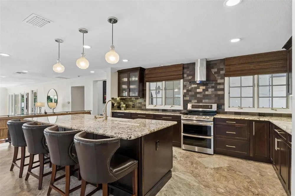1629 HEMPEL AVENUE Windermere, FL 34786
