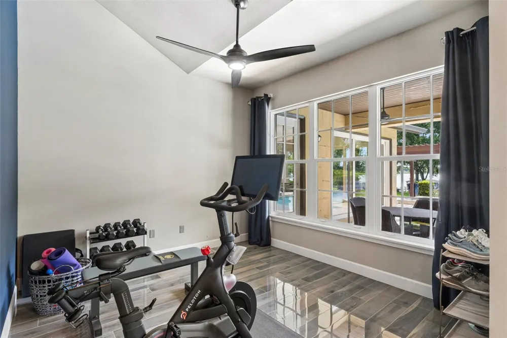 1629 HEMPEL AVENUE Windermere, FL 34786