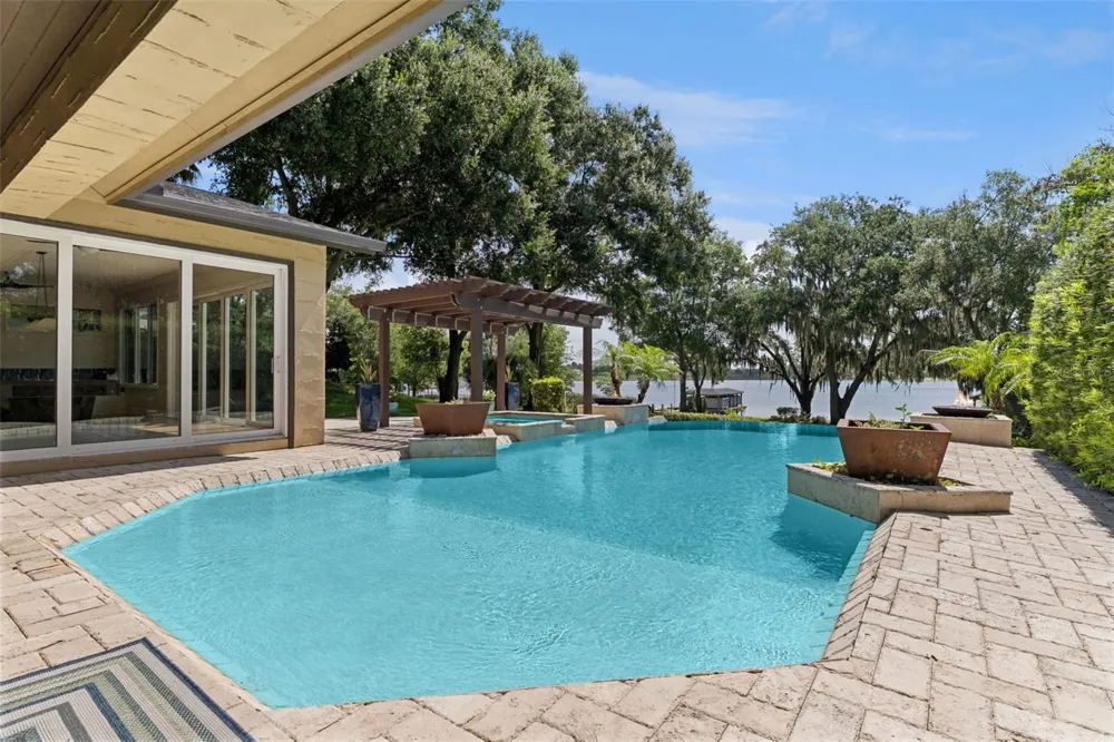 1629 HEMPEL AVENUE Windermere, FL 34786