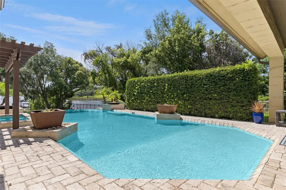 1629 HEMPEL AVENUE Windermere, FL 34786