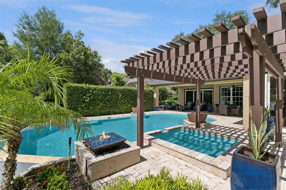 1629 HEMPEL AVENUE Windermere, FL 34786