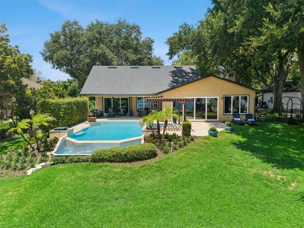 1629 HEMPEL AVENUE Windermere, FL 34786