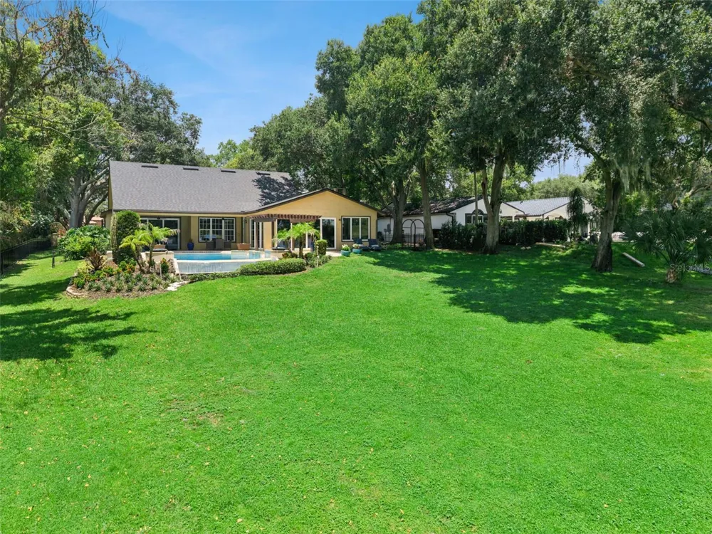 1629 HEMPEL AVENUE Windermere, FL 34786