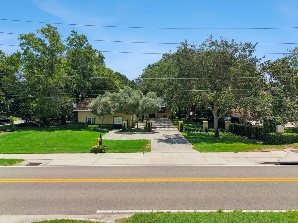 1629 HEMPEL AVENUE Windermere, FL 34786