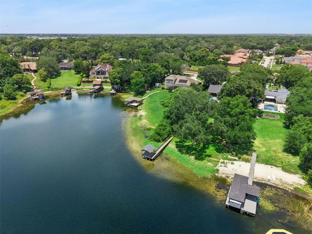 1629 HEMPEL AVENUE Windermere, FL 34786