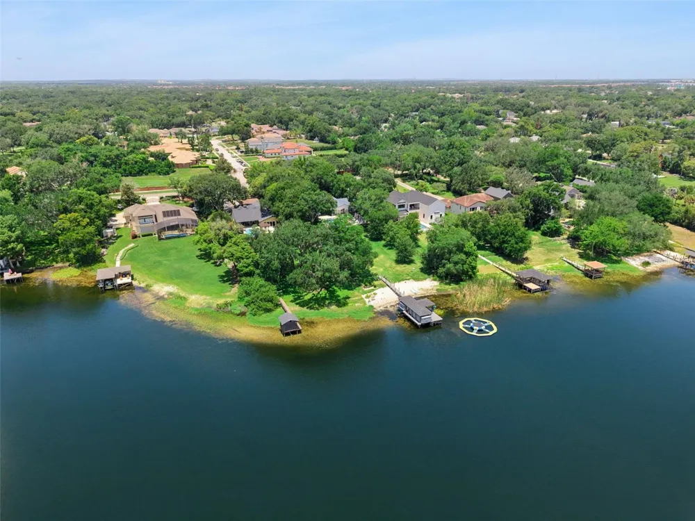 1629 HEMPEL AVENUE Windermere, FL 34786