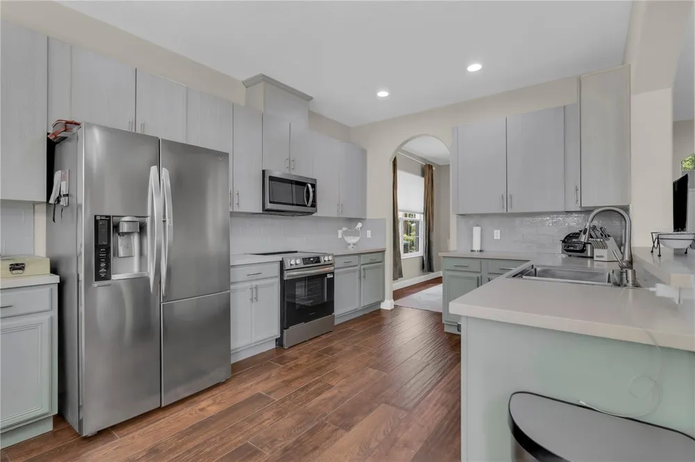 13051 MOSS PARK RIDGE DRIVE Orlando, FL 32832