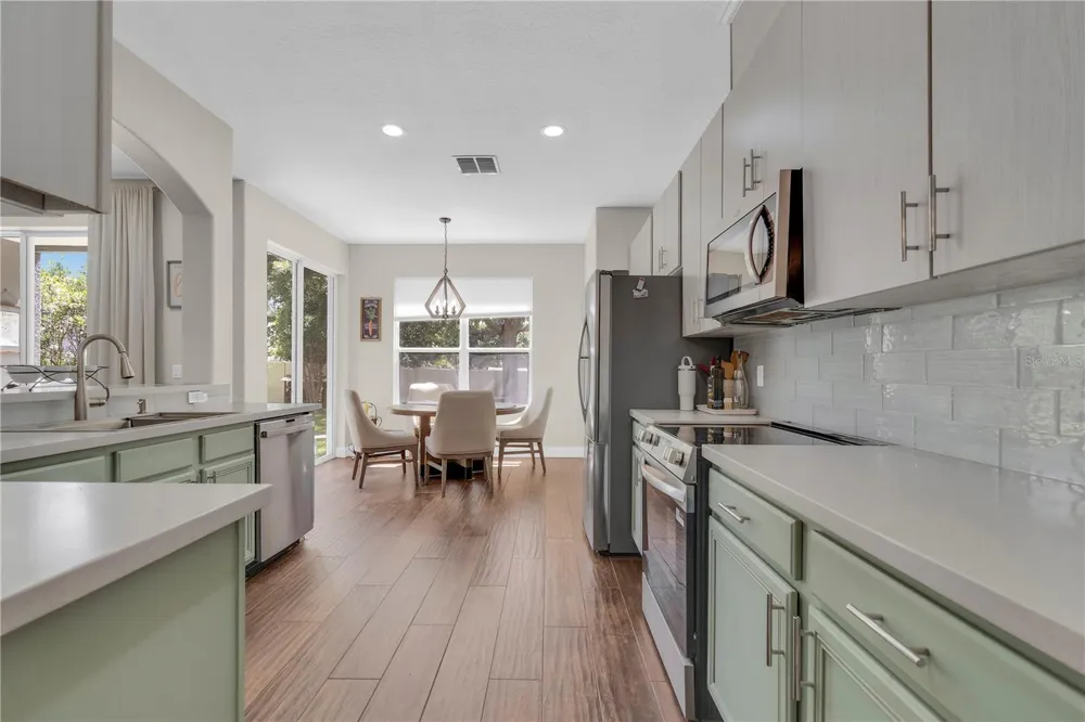 13051 MOSS PARK RIDGE DRIVE Orlando, FL 32832