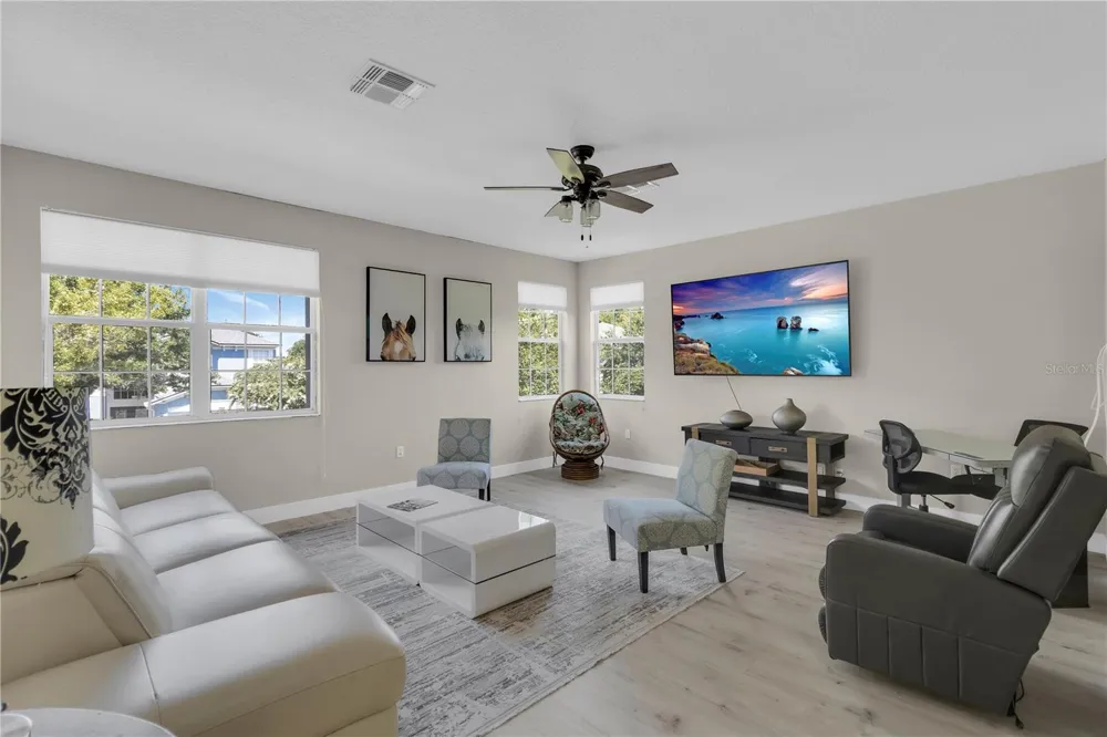 13051 MOSS PARK RIDGE DRIVE Orlando, FL 32832