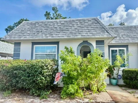 4247 SHELDON PLACE #1