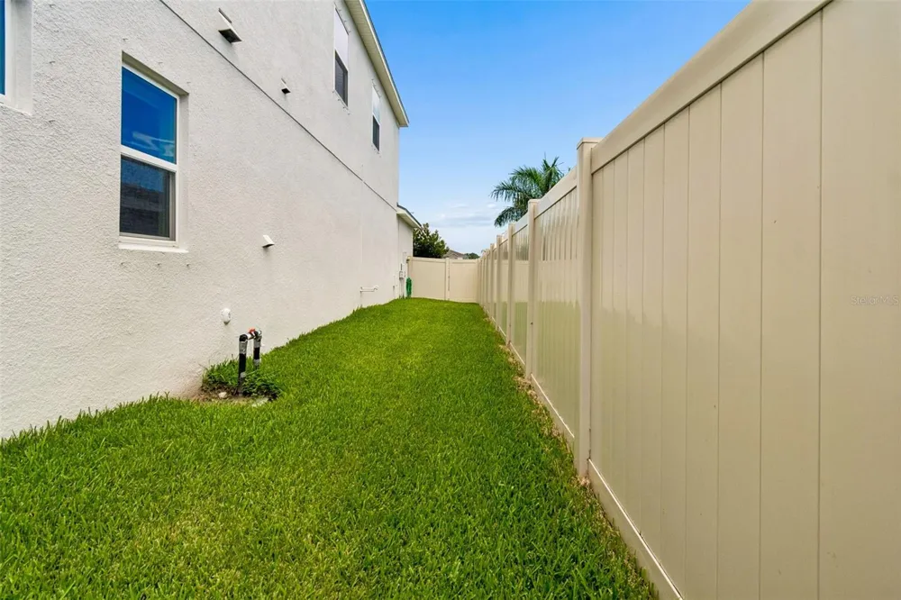 747 CAJEPUT LOOP Tarpon Springs, FL 34689