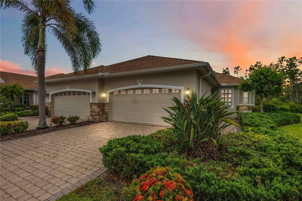 1914 SCARLETT AVENUE North Port, FL 34289