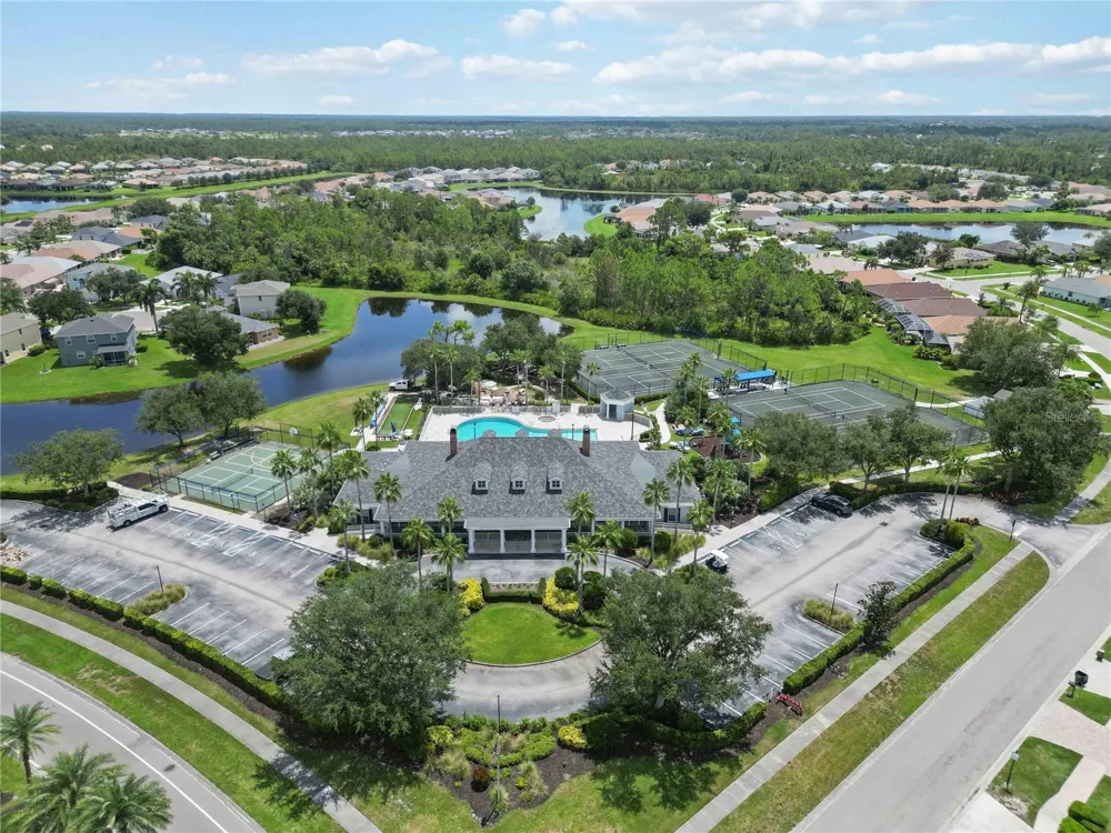 1914 SCARLETT AVENUE North Port, FL 34289