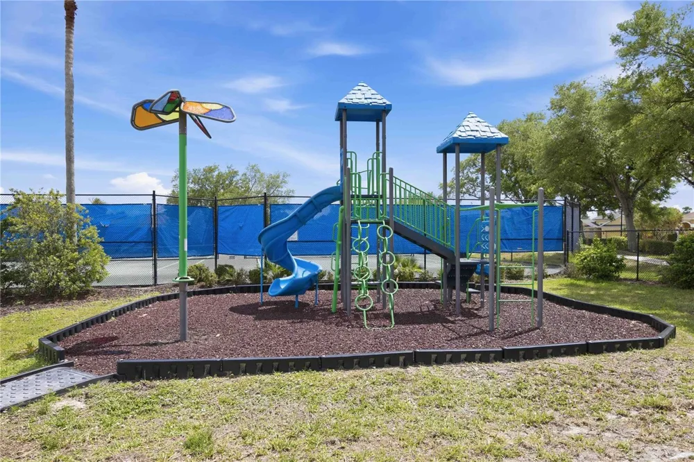1914 SCARLETT AVENUE North Port, FL 34289