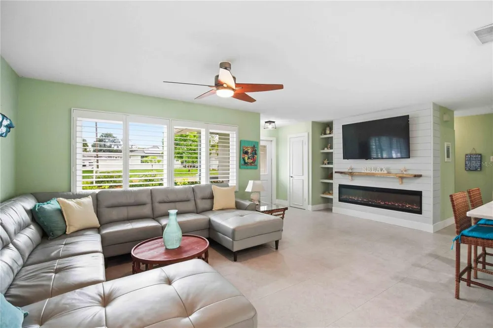 720 IXORA AVENUE Ellenton, FL 34222