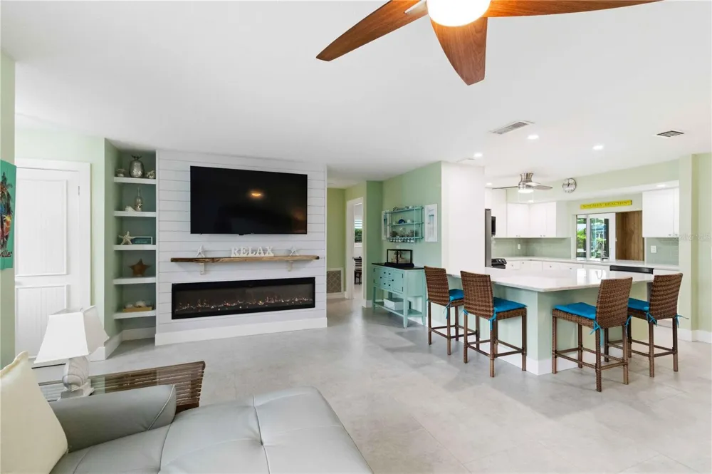 720 IXORA AVENUE Ellenton, FL 34222