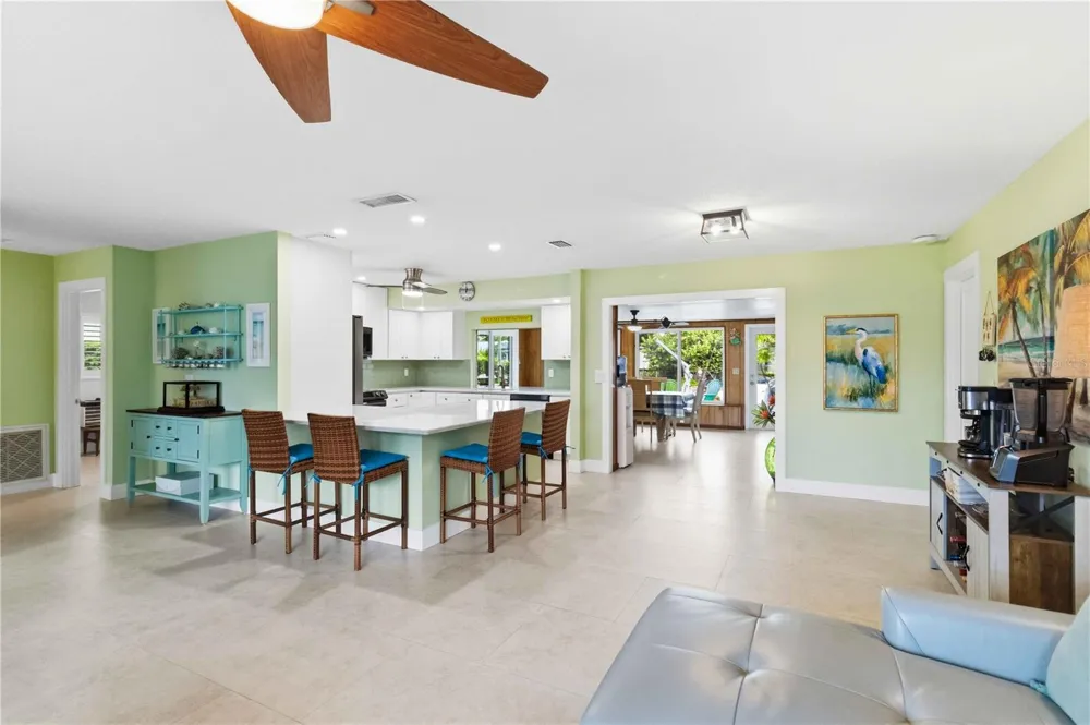 720 IXORA AVENUE Ellenton, FL 34222
