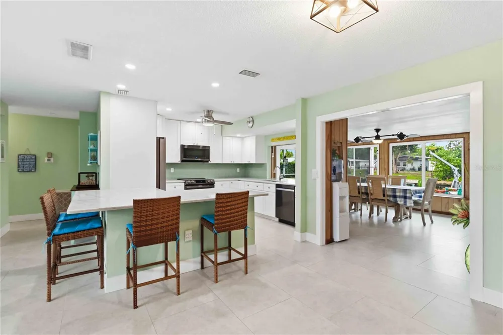 720 IXORA AVENUE Ellenton, FL 34222