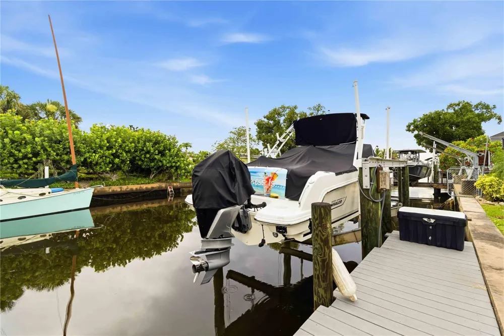 720 IXORA AVENUE Ellenton, FL 34222