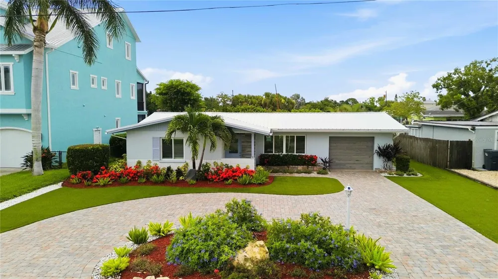 720 IXORA AVENUE Ellenton, FL 34222