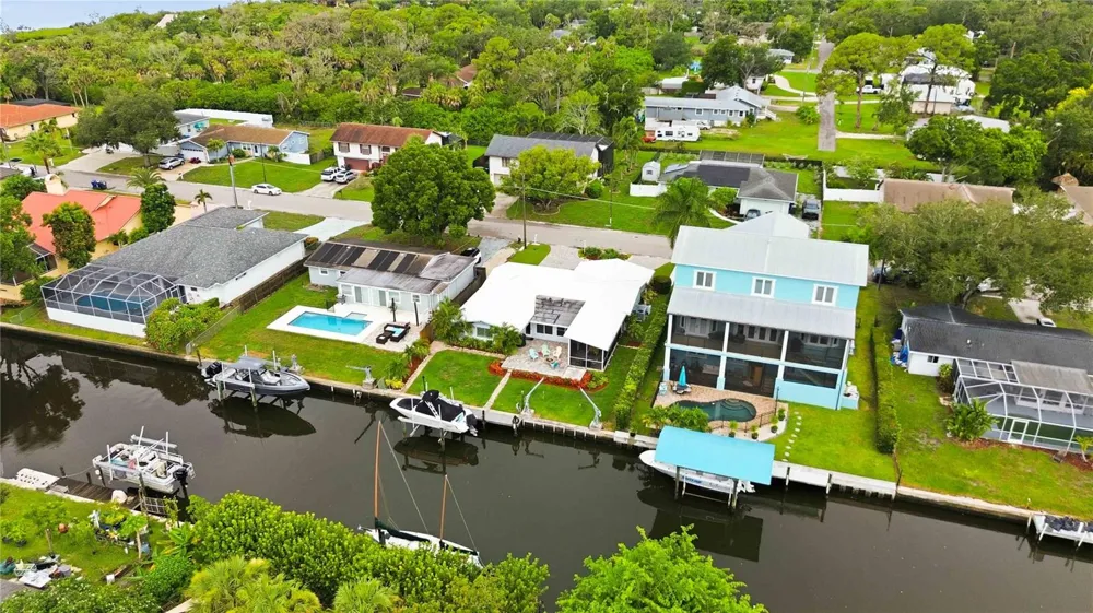 720 IXORA AVENUE Ellenton, FL 34222