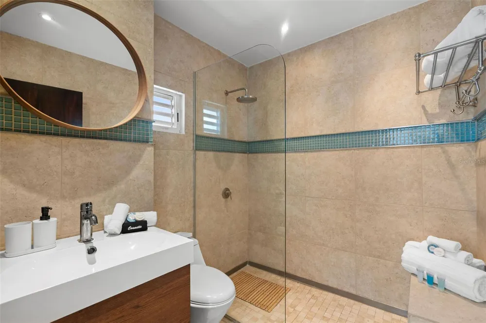 1020 AVE. ASHFORD #302 San Juan, PR 00907
