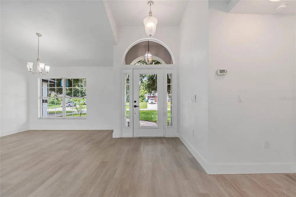 2570 COACHMAN DRIVE Deltona, FL 32738