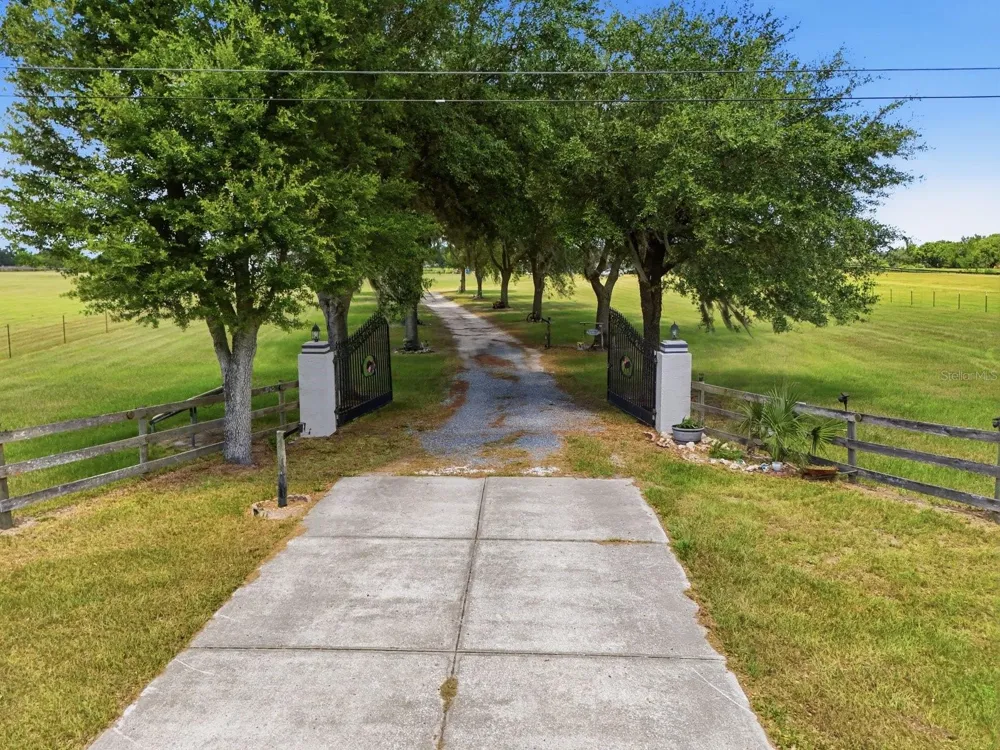 11748 NE JACKSONVILLE ROAD Anthony, FL 32617