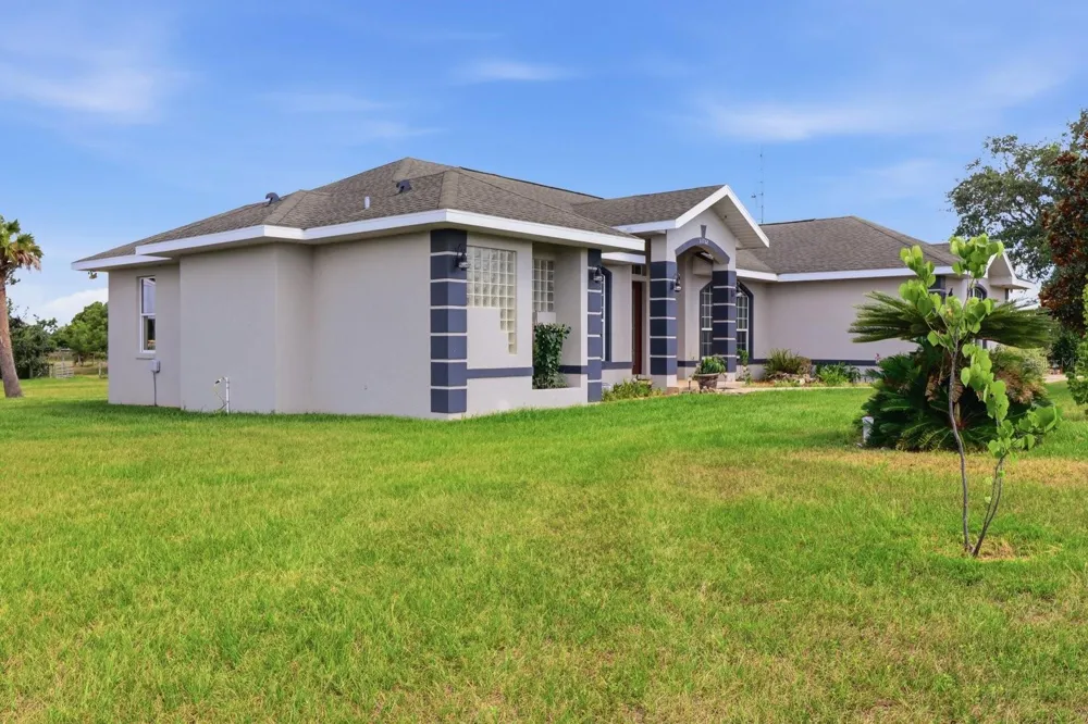 11748 NE JACKSONVILLE ROAD Anthony, FL 32617