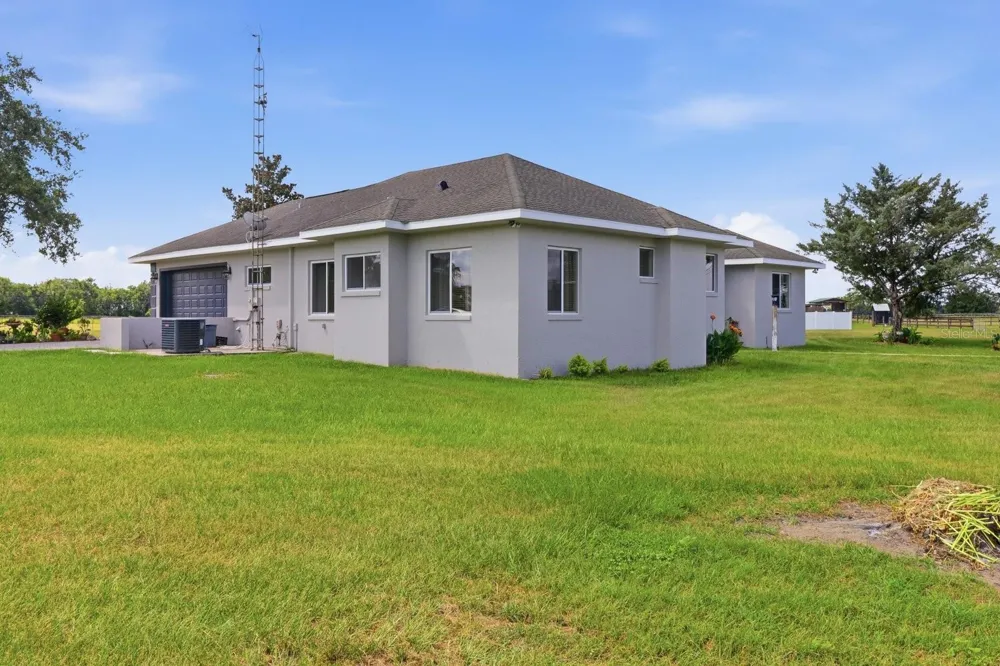 11748 NE JACKSONVILLE ROAD Anthony, FL 32617
