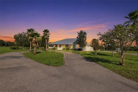 1277 SW EAST CREEK TRAIL
