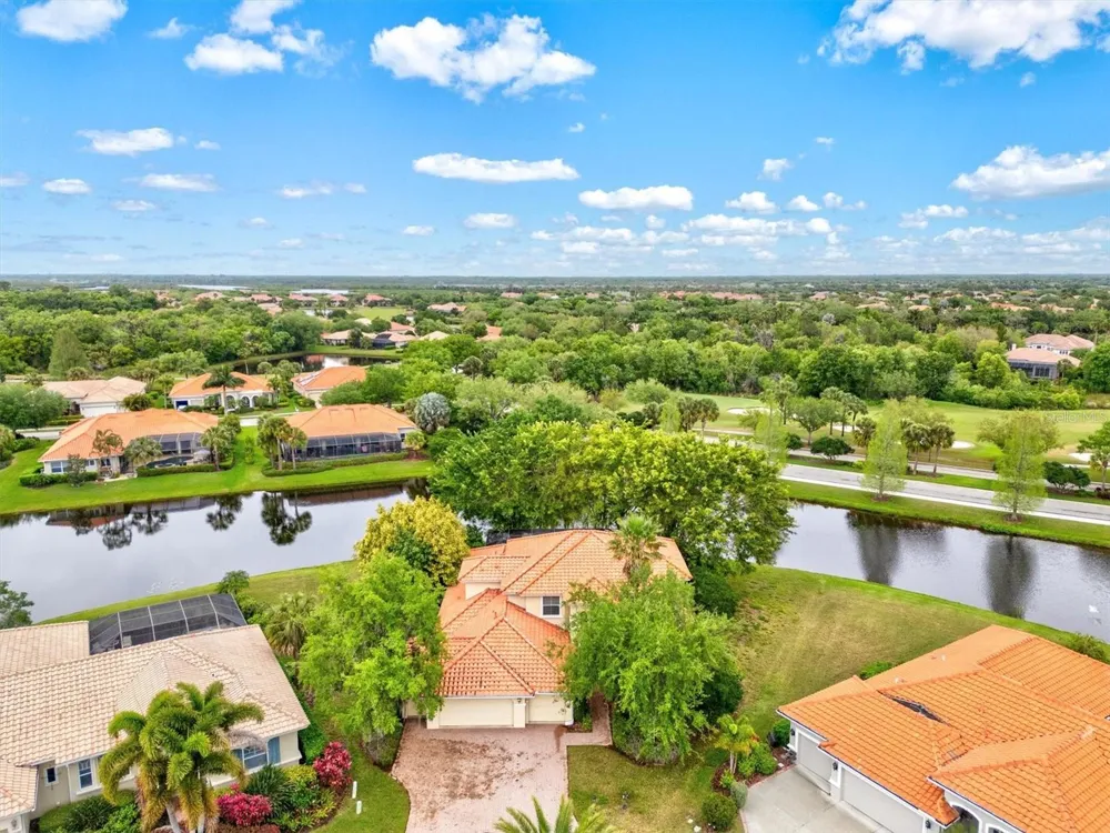 10115 DAY LILY COURT Bradenton, FL 34212