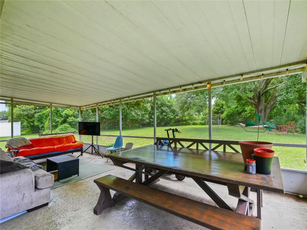 1006 BEATRICE DRIVE Orlando, FL 32810