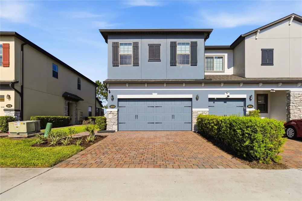 2618 WHITE ISLE LANE Orlando, FL 32825