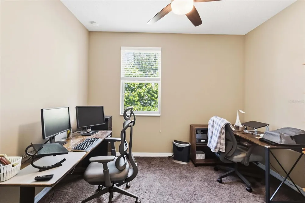2618 WHITE ISLE LANE Orlando, FL 32825