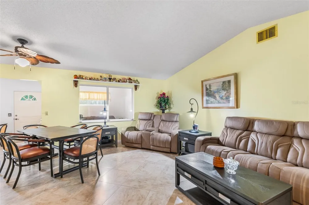 4976 PLEASANT HOLLOW TRL Lakeland, FL 33811
