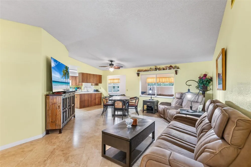 4976 PLEASANT HOLLOW TRL Lakeland, FL 33811