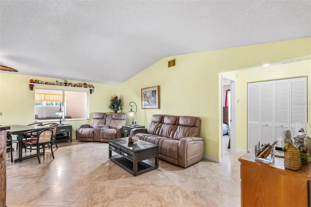 4976 PLEASANT HOLLOW TRL Lakeland, FL 33811