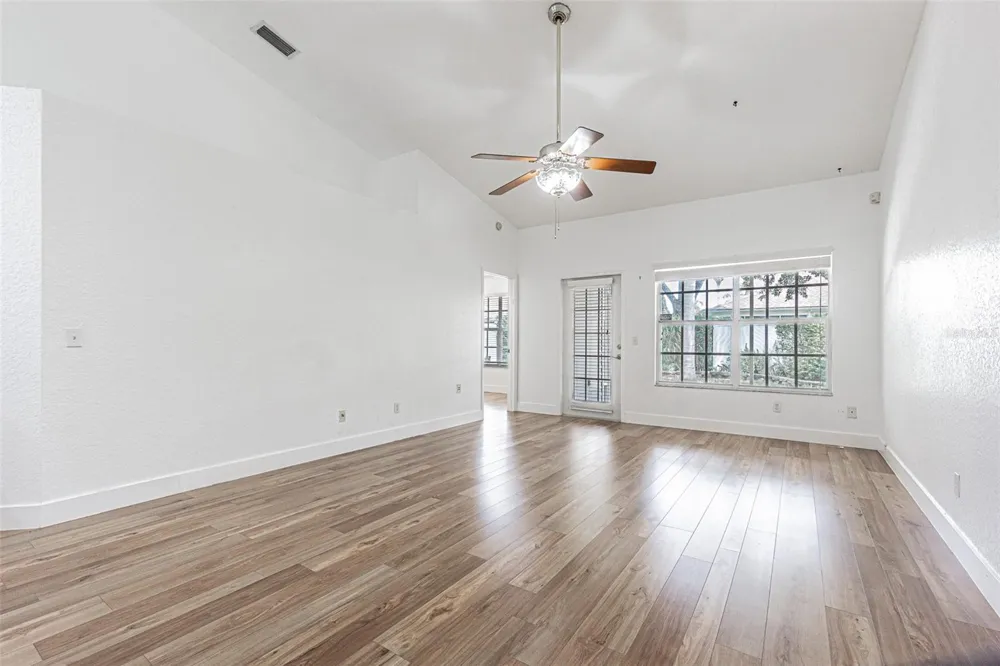 21542 CLUBSIDE LOOP Lutz, FL 33549