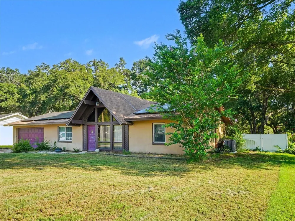 128 POINTE DRIVE Auburndale, FL 33823