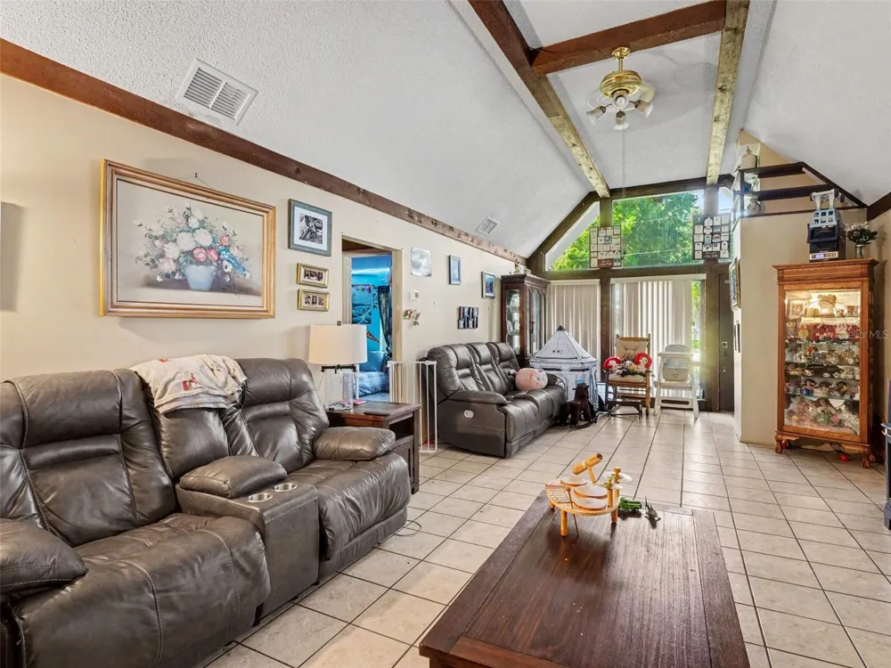 128 POINTE DRIVE Auburndale, FL 33823