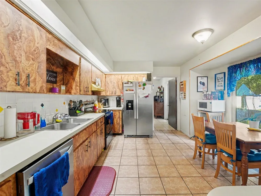128 POINTE DRIVE Auburndale, FL 33823
