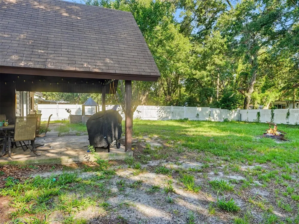 128 POINTE DRIVE Auburndale, FL 33823