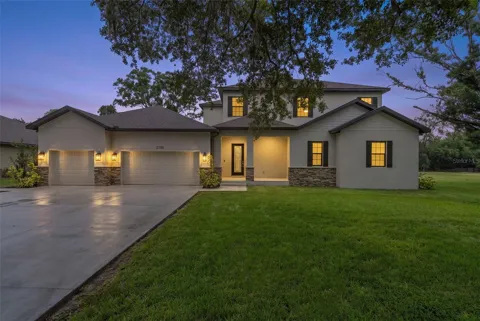 2730 ROBERTSON TRAIL