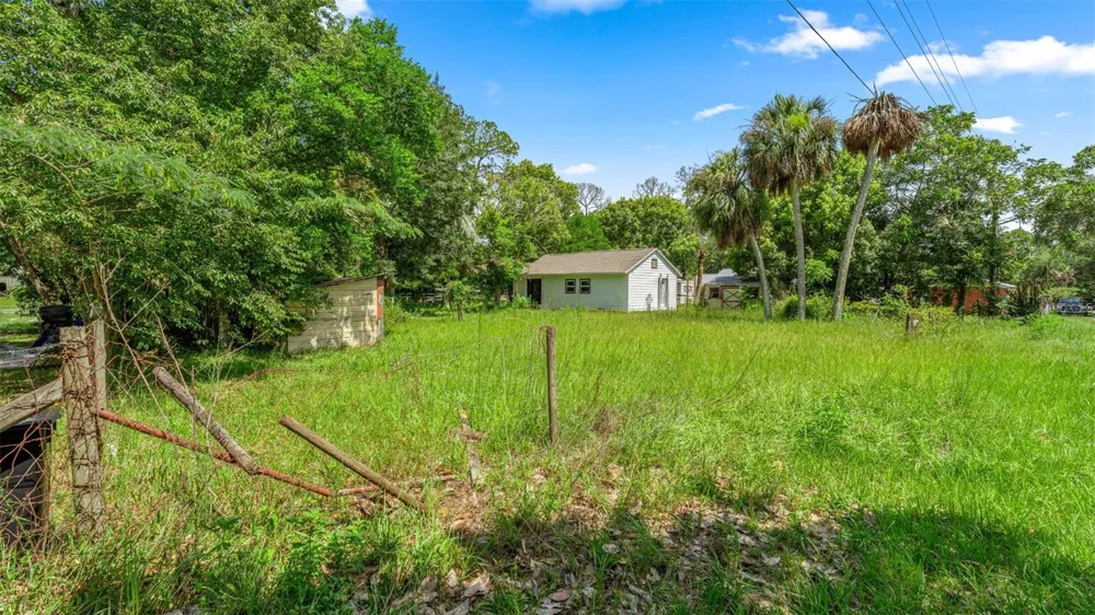10085 PLUM STREET Hampton, FL 32044