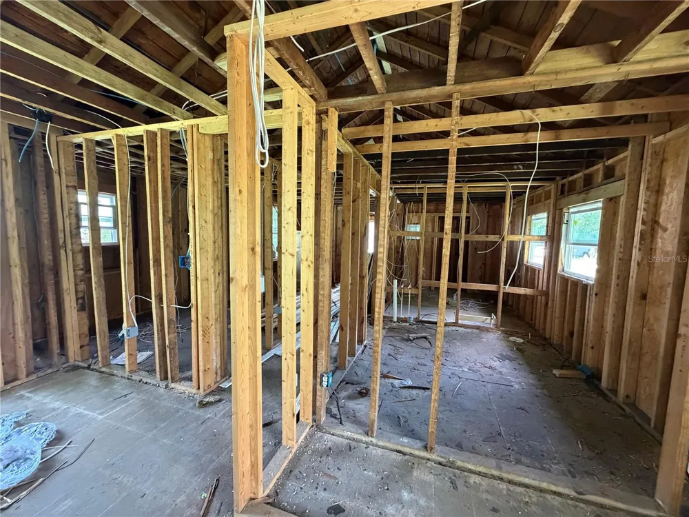 10085 PLUM STREET Hampton, FL 32044