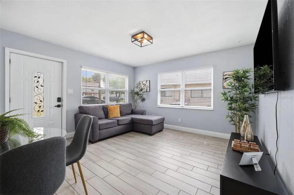 3147 W CORDELIA STREET Tampa, FL 33607