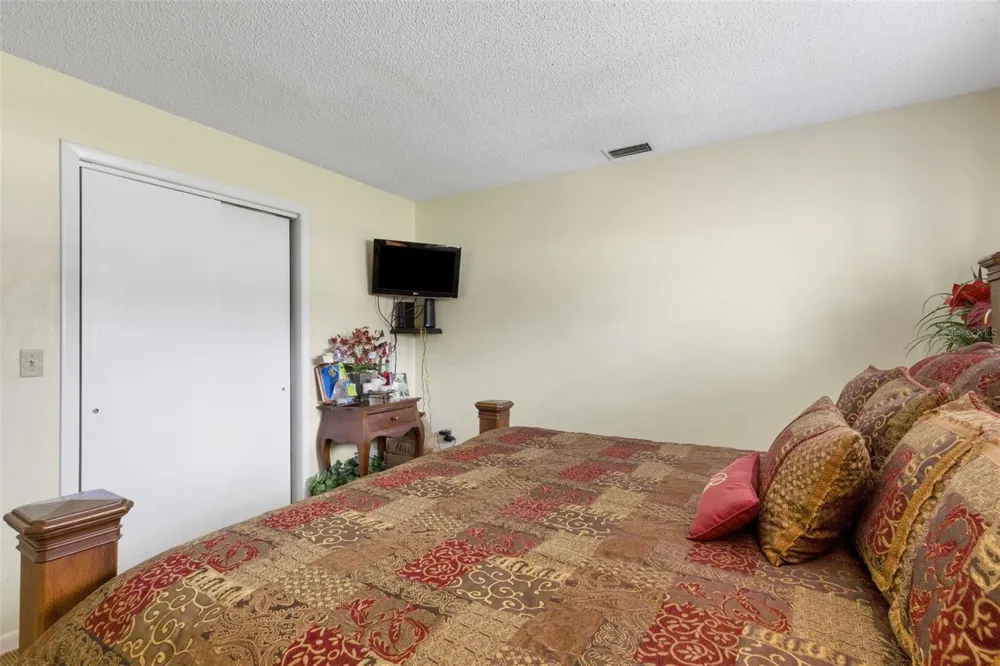 4223 OAK LOOP #49 Mulberry, FL 33860