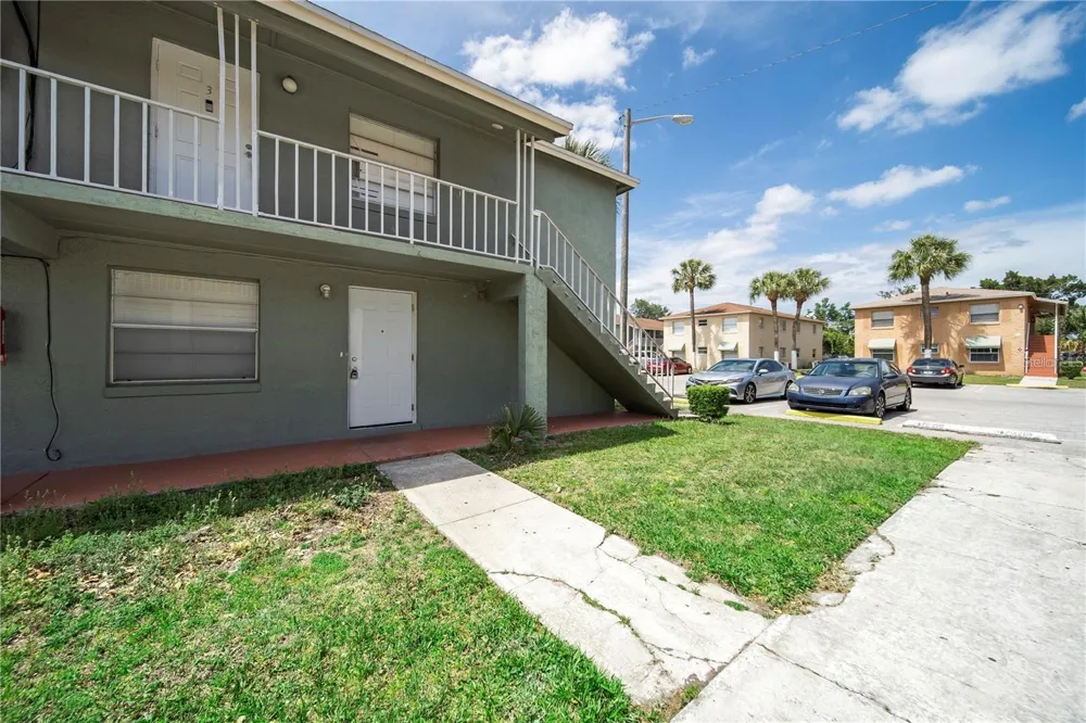 702 MICHIGAN COURT #1 St Cloud, FL 34769